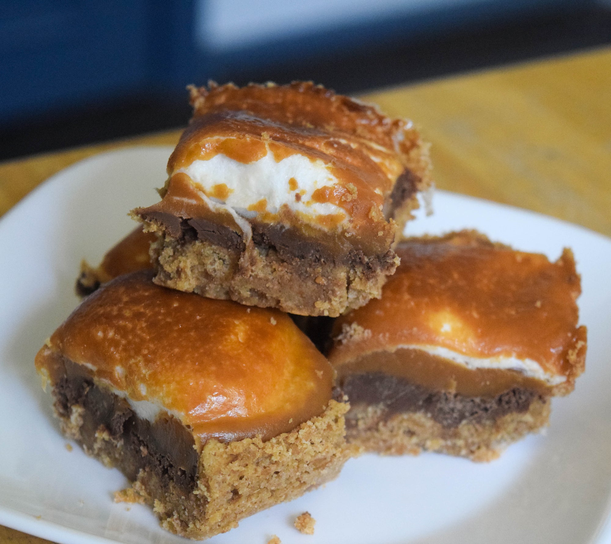 Sweet Creations - Caramallow S'mores Bars